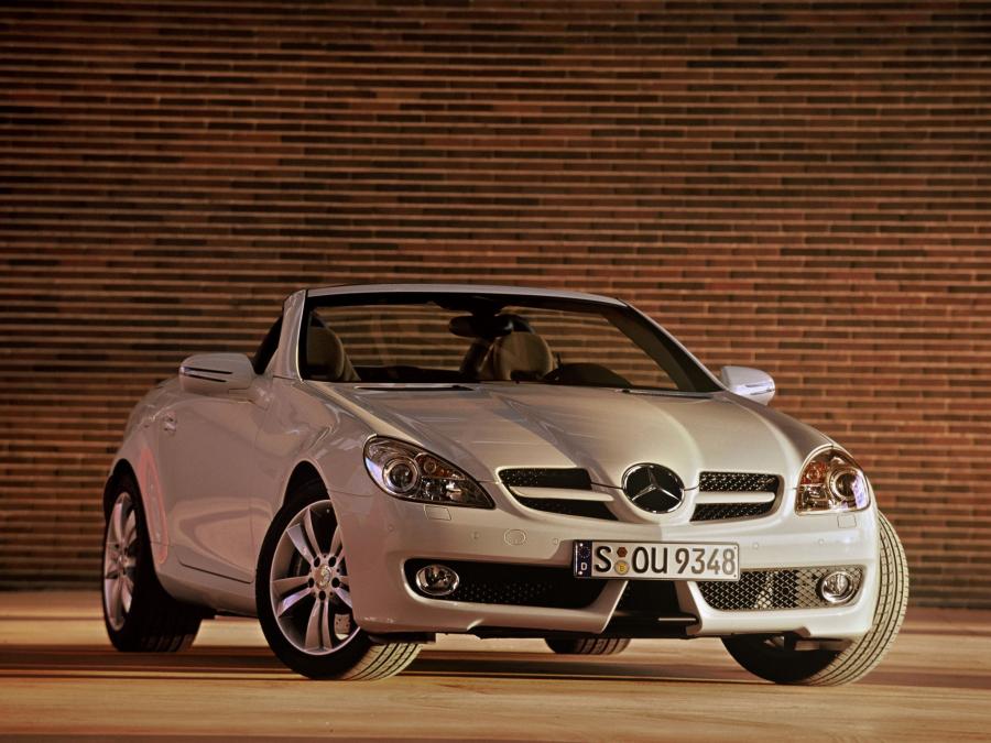  Mercedes-Benz SLK350 2009 года  (фото 1 из 28)